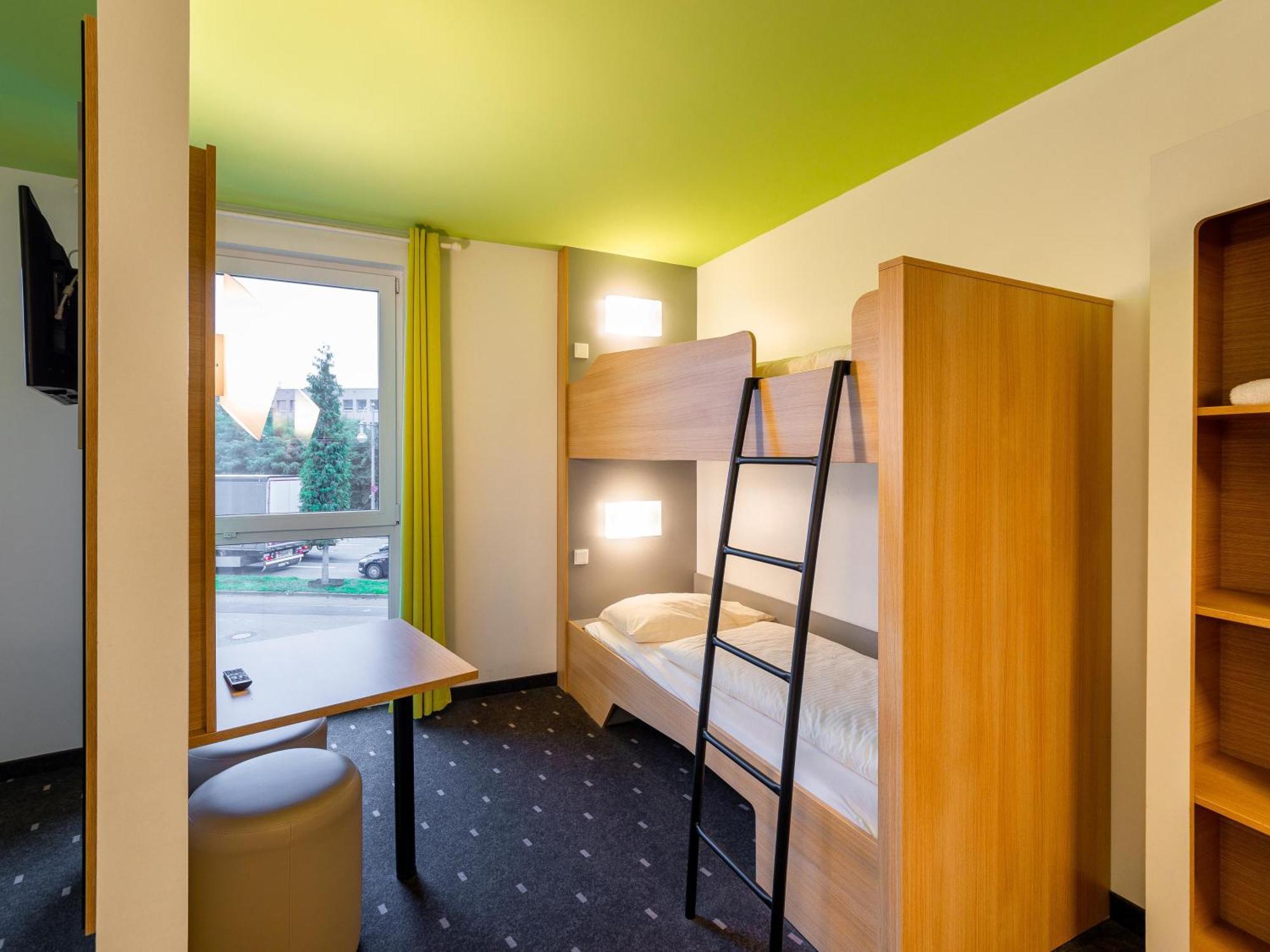 B&B Hotel เครเฟลด์ ภายนอก รูปภาพ